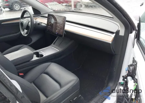 2023 Tesla Model Y Awd/Long Range Dual Motor All-Wheel Drive из США, поврежденный, VIN 7SAYGDEE3PF875923